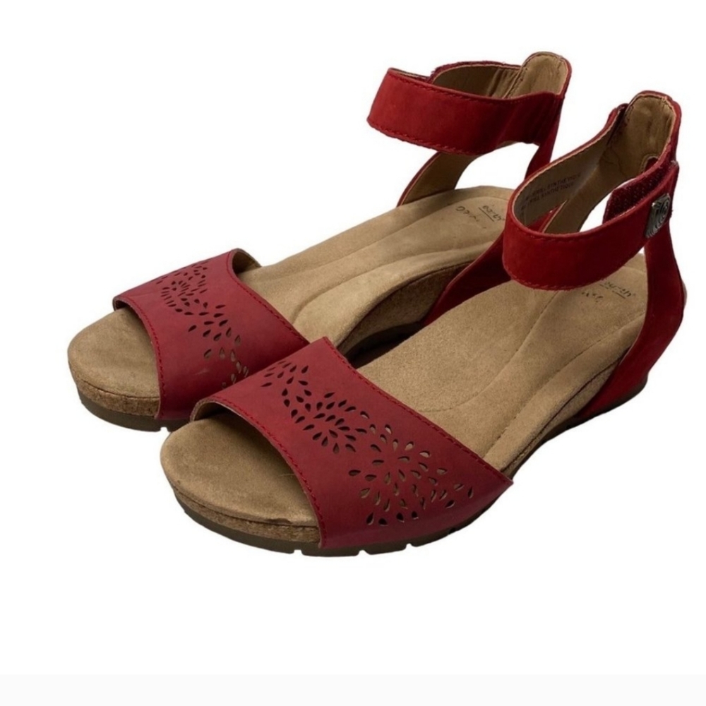 Earth Origins Kendra Krystal Red Leather Wedges with Ankle Strap sz 9M
